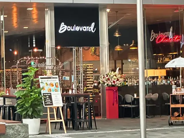 Boulevard Asia Square