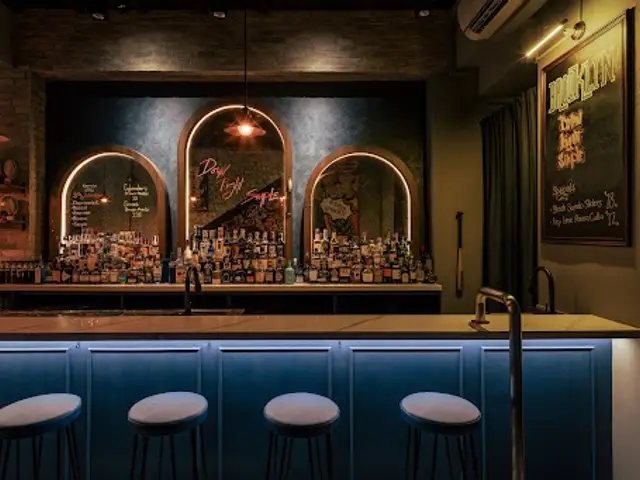 Brooklyn Bar
