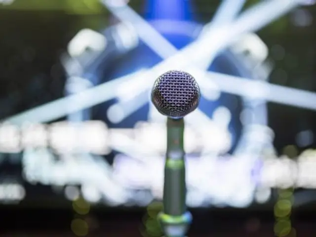 Cash Studio Family Karaoke Box