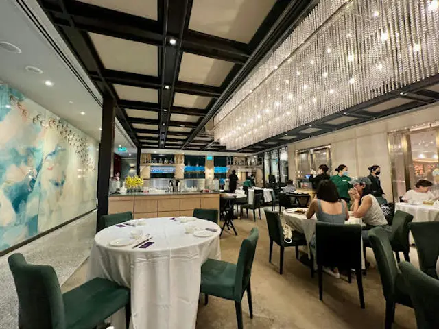 Crystal Jade Palace (Takashimaya Lvl 4)