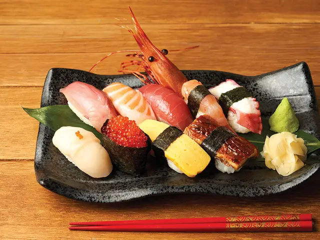 Douraku Sushi