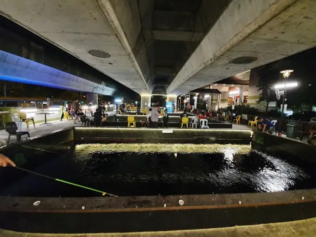 Fish@AMK