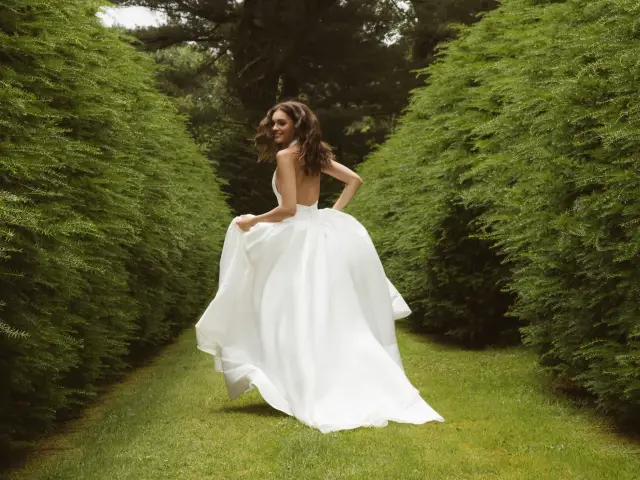 Frieda Brides