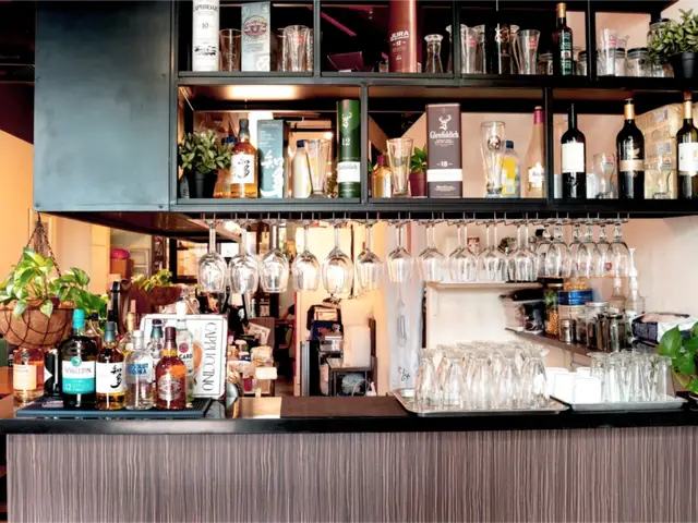 G&B Bistro