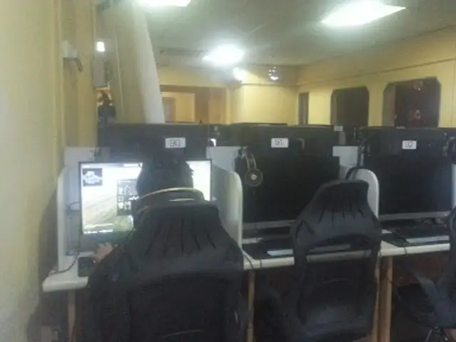 Good speed cyber cafe