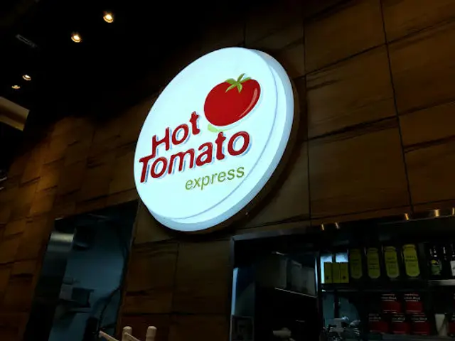 Hot Tomato Bistro