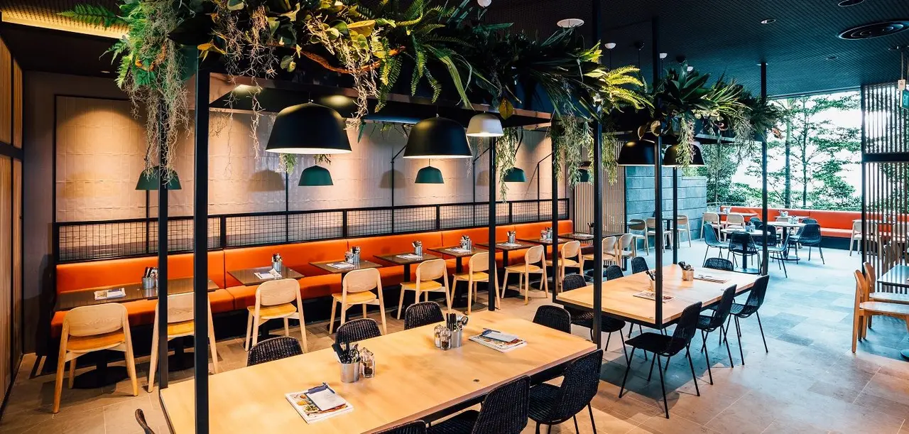 Hot Tomato Cafe and Grill
