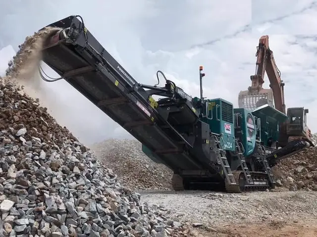 Huasing Construction & Trading
