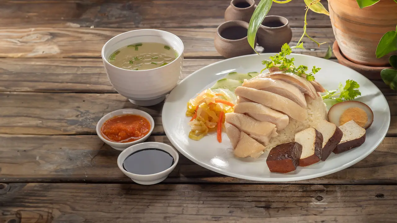 Jew Kit Hainanese Chicken Rice