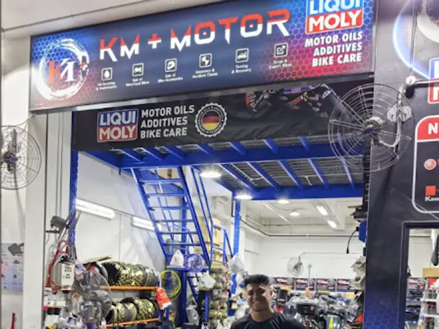 KM Plus Motor