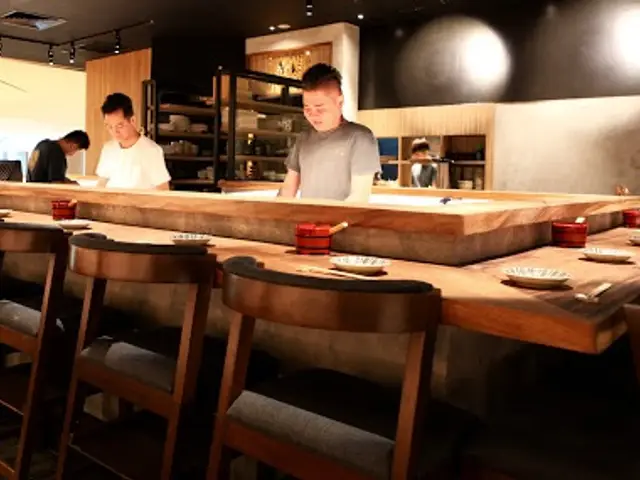 Koji Sushi Bar - Raffles City