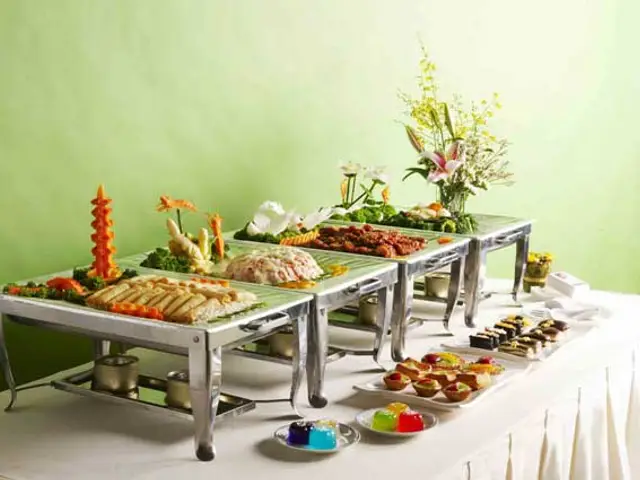 Le Xin Catering Group