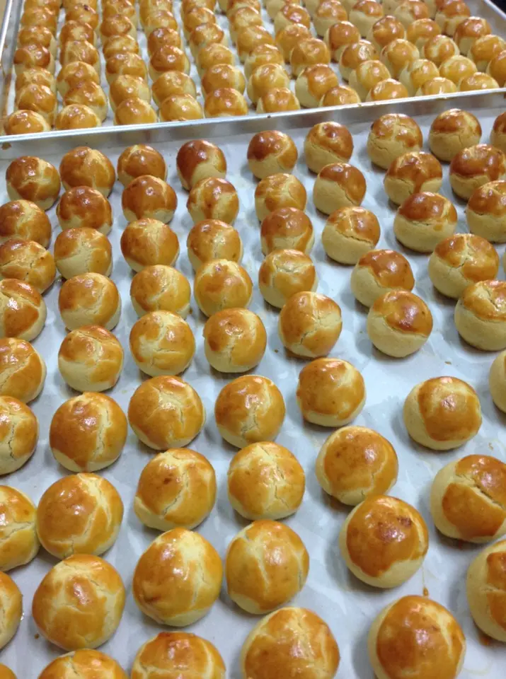 Lina Confectionery