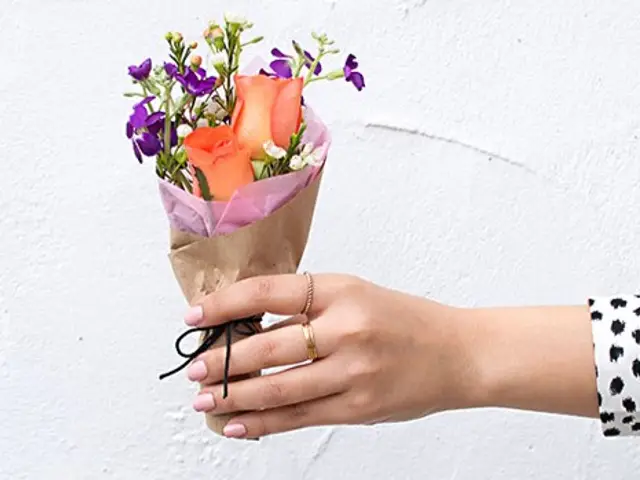 Little Flower Hut - Flower Delivery Singapore