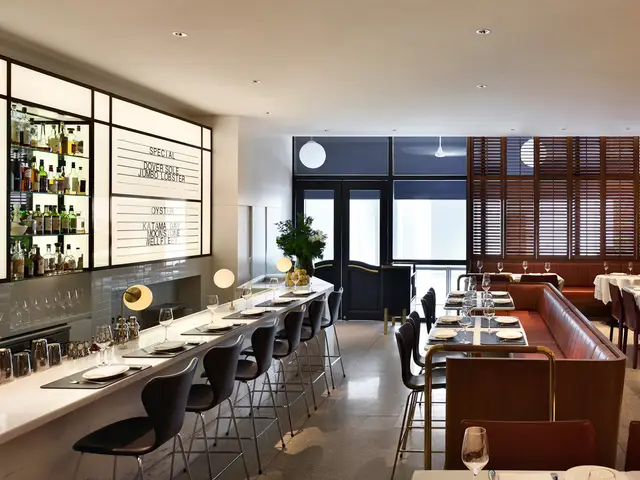 Luke's Oyster Bar & Chop House