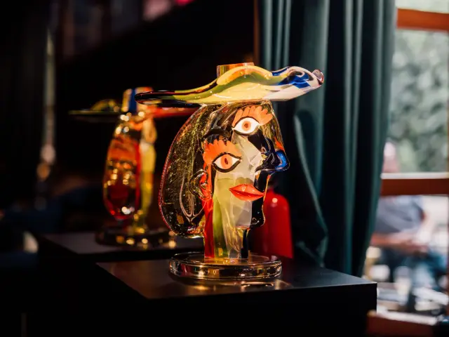 Maduro Cigar & Whisky Bar