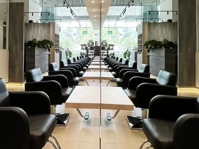 No.8 Hair Studio