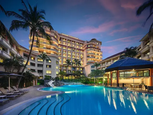 Paradox Singapore