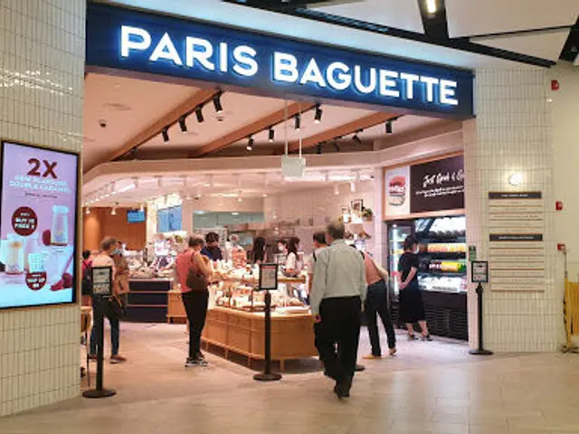 Paris Baguette PLQ Mall