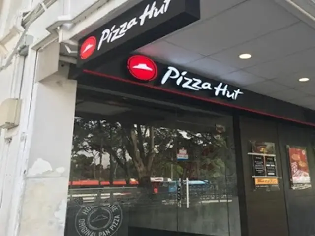 Pizza Hut Delivery - Ghim Moh