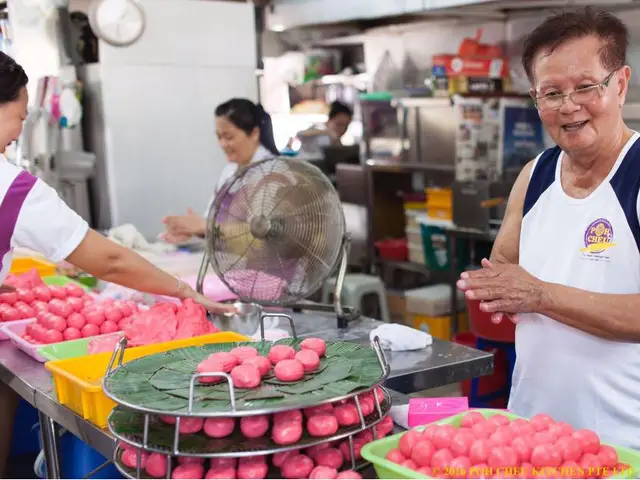 Poh Cheu Soon Kueh and Ang Ku Kueh