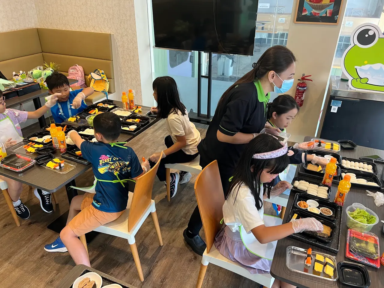 Sakae Sushi