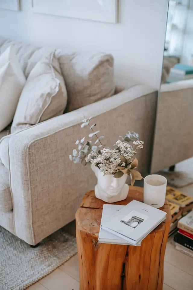 Square Room Interior Design
