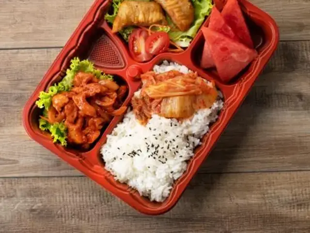 The Orange Lantern Wraps & Rolls