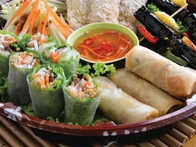 The Orange Lantern Wraps & Rolls
