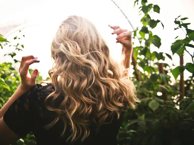 Vybe's Hairdressing