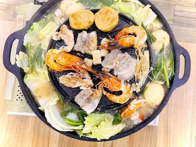 Yak Kin Mookata - Bukit Merah