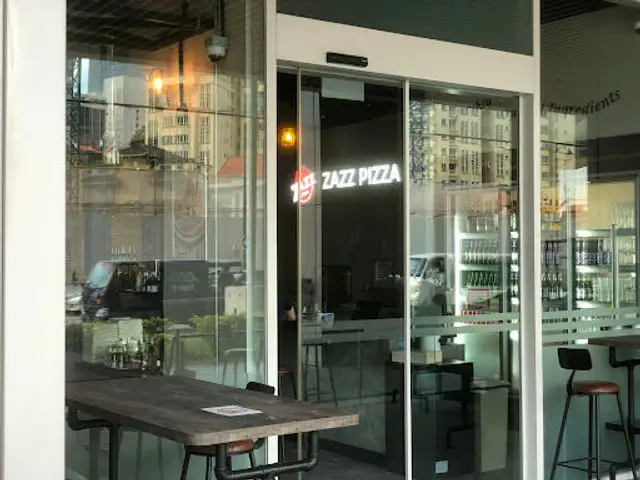 Zazz Pizza